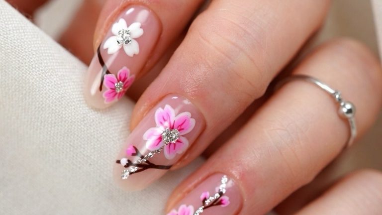 16 Beautiful Cherry Blossom Nail Designs for a Floral-Inspired Mani