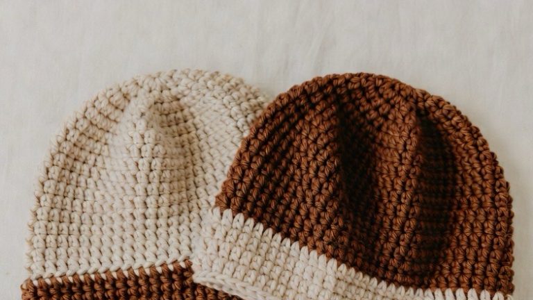 16 Cute & Cozy Crochet Hat Inspirations You’ll Want to Make