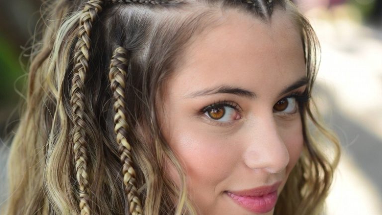 The Modern Classic Hairstyle: 10 Trend-Setting Looks to Elevate Your Personal Style