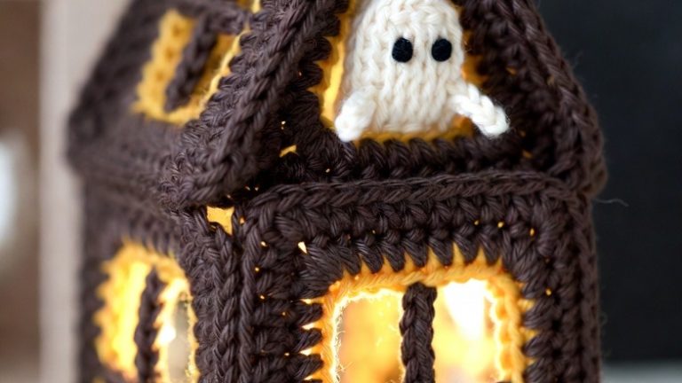 Witches and Stitches: 18 Creative Halloween Crochet Inspirations